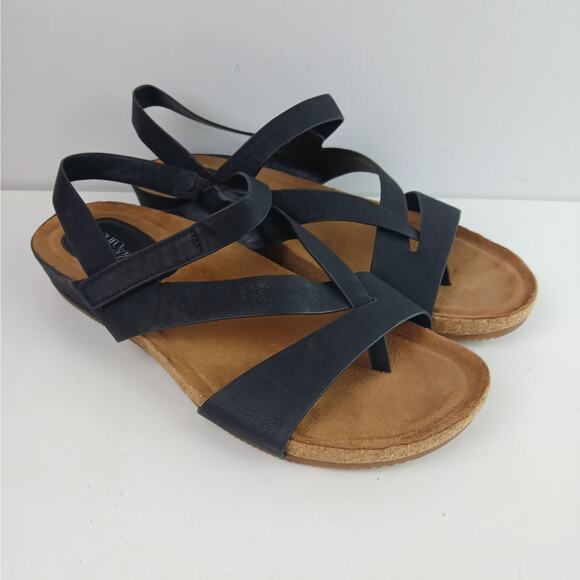 Euro Soft By Sofft SZ 11 Gianetta Sandals In Black Vegan - Picture 2 of 7